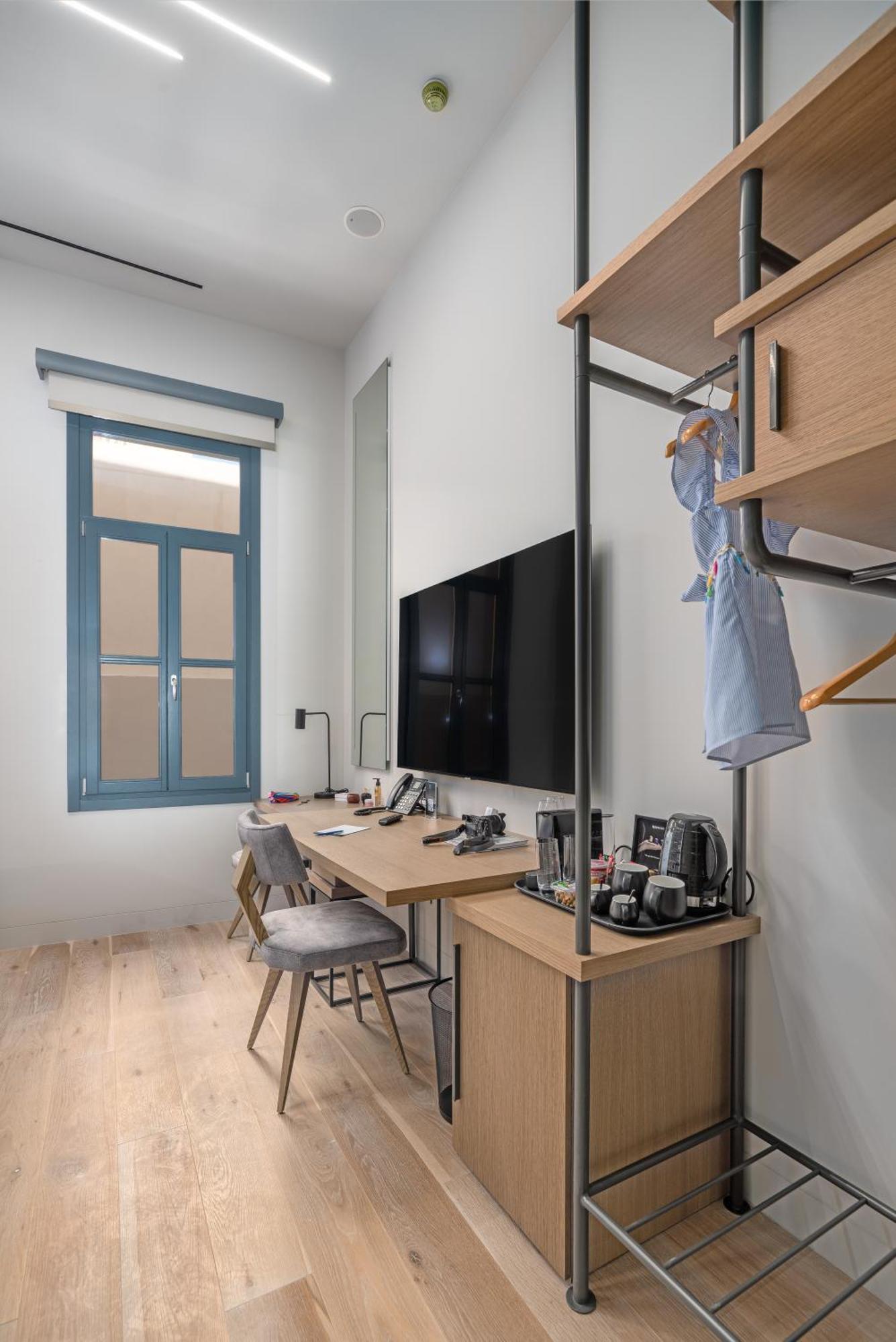 Hellenic Vibes Smart Hotel Athen Eksteriør billede A room at the hotel